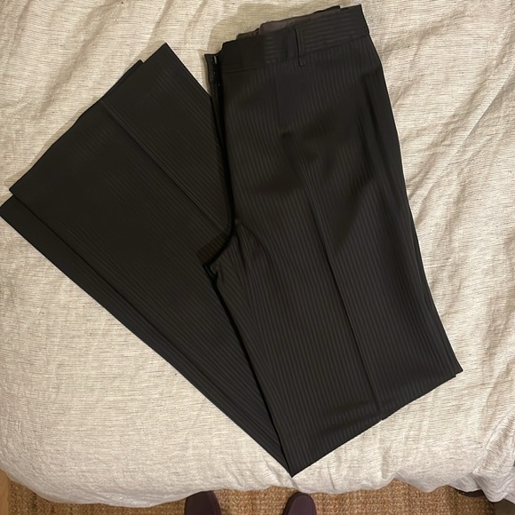 BCBG Slacks size 8 - Picture 6 of 7
